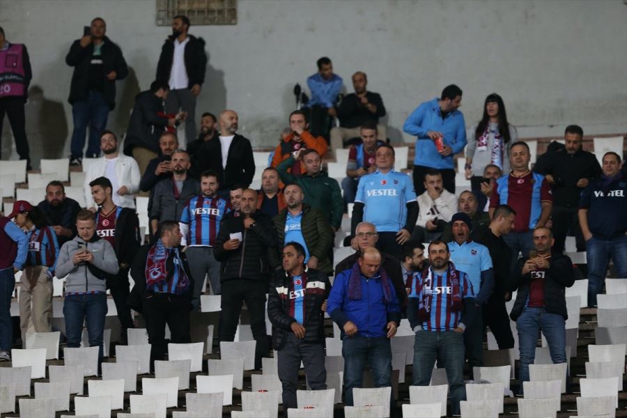 TRABZONSPOR TARAFTARLARINA SIRBİSTAN