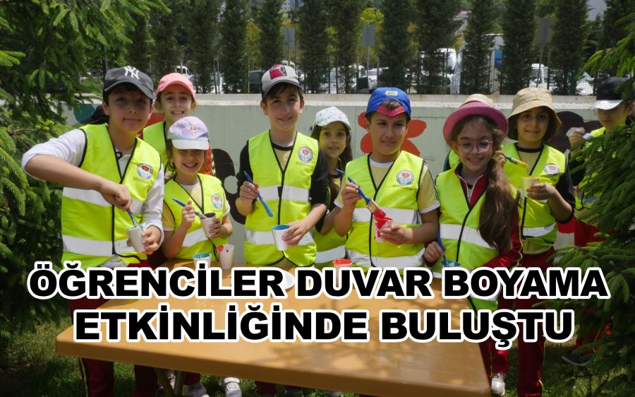 ÖĞRENCİLER DUVAR BOYAMA ETKİNLİĞİNDE BULUŞTU